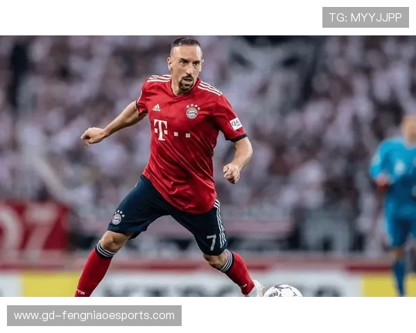 足球球星背影精彩瞬间回顾展现独特魅力与奋斗历程